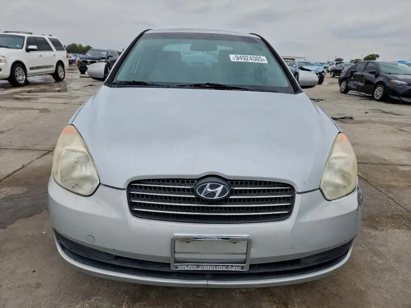 2010 HYUNDAI ACCENT GLS  