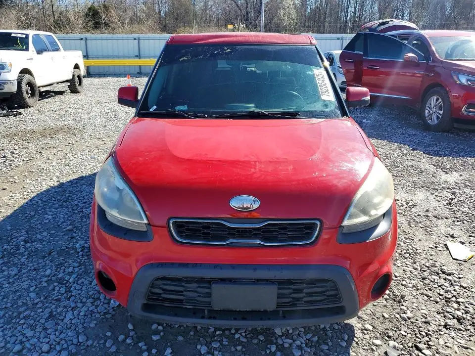 2013 KIA SOUL +  