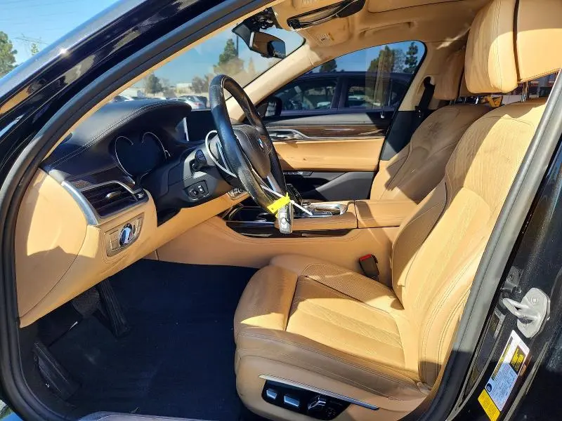 2016 BMW 750 I  