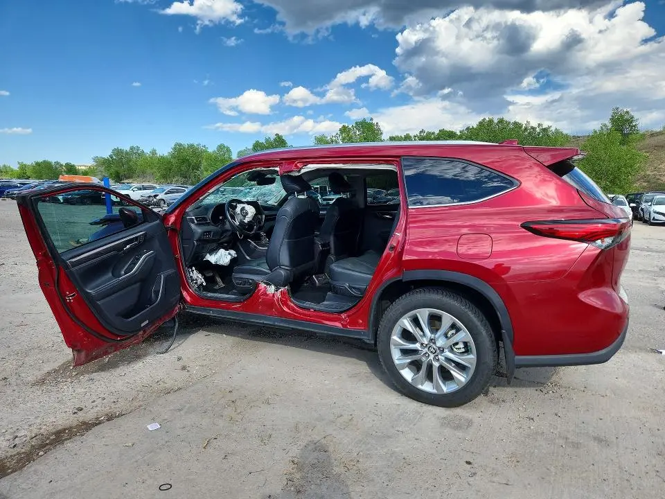 2021 TOYOTA HIGHLANDER LIMITED  