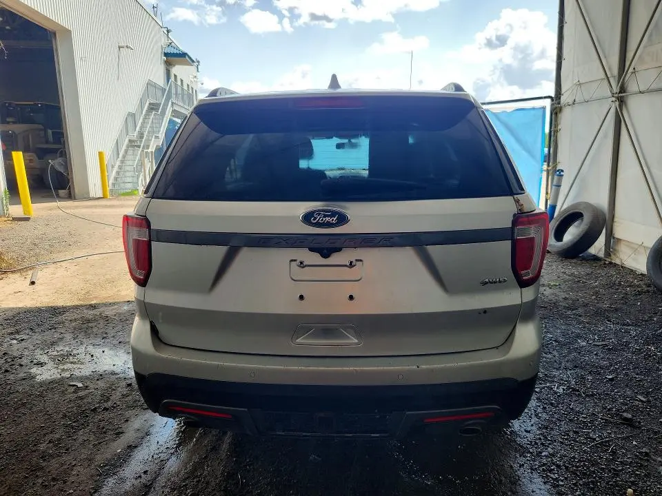 2017 FORD EXPLORER XLT  