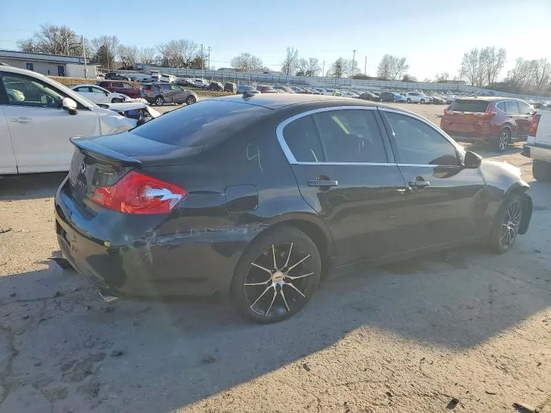 2011 INFINITI G37   