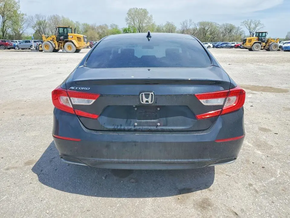 2018 HONDA ACCORD LX  
