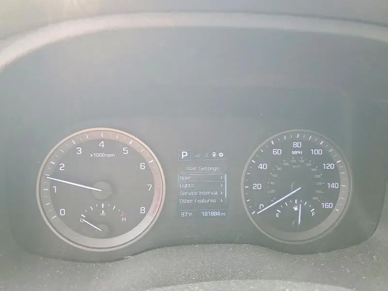 2017 HYUNDAI TUCSON SE  