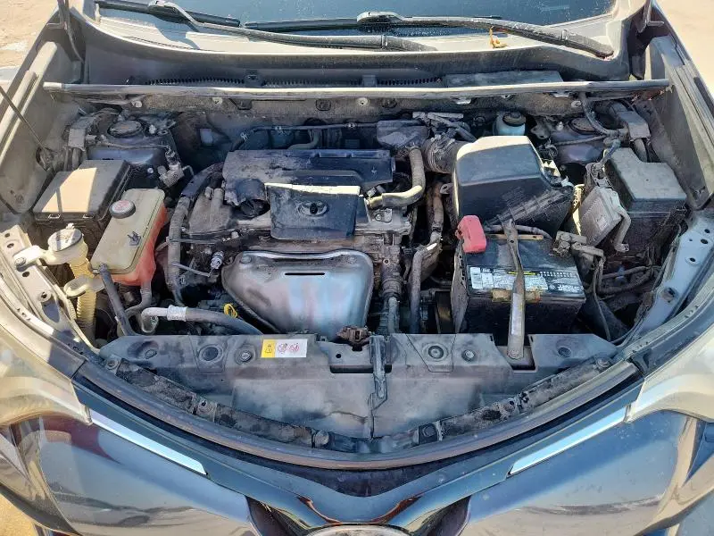 2017 TOYOTA RAV4 XLE  