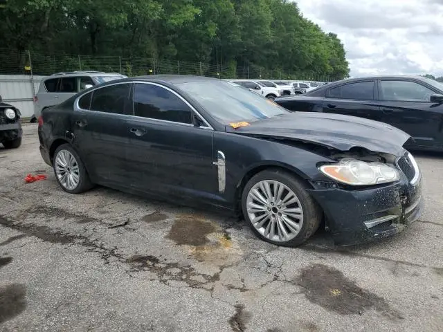 2011 JAGUAR XF   