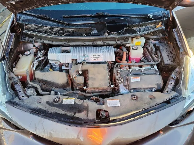 2017 TOYOTA PRIUS V TWO  