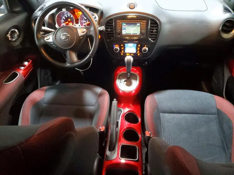 2014 NISSAN JUKE SV  