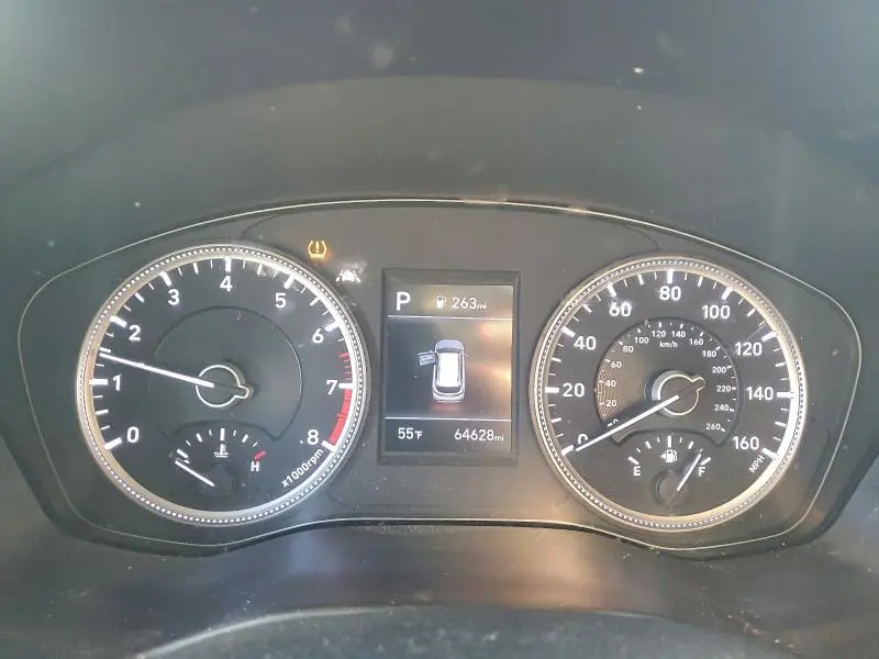 2020 HYUNDAI SANTA FE SE  