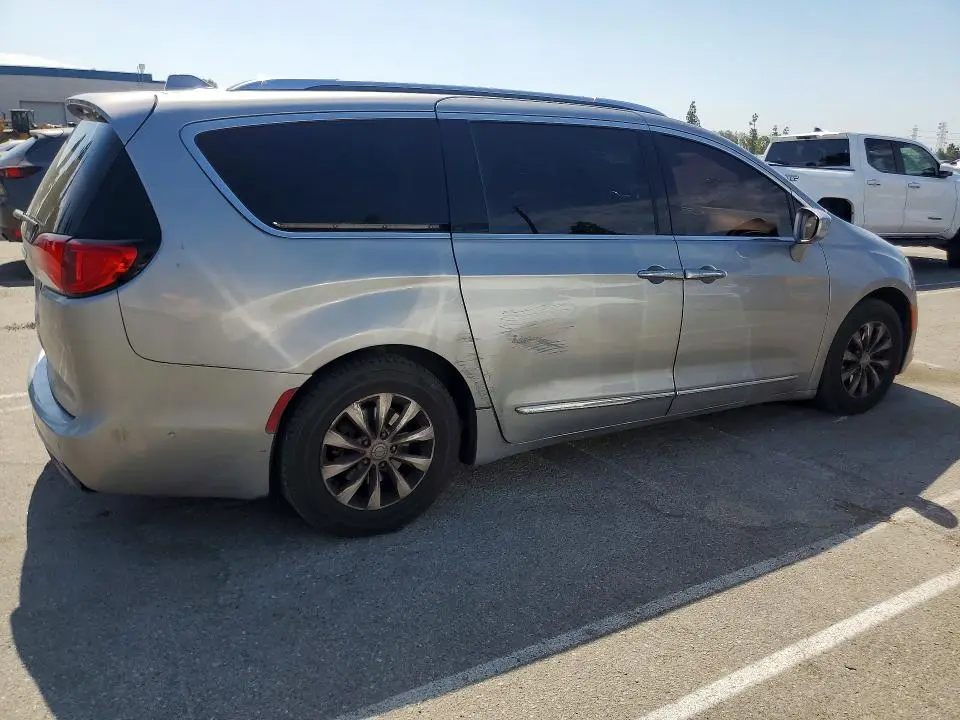 2018 CHRYSLER PACIFICA TOURING L  