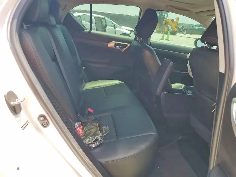 2012 LEXUS CT 200  