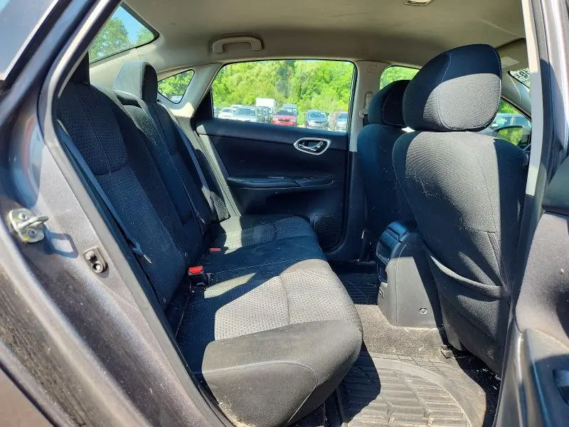 2019 NISSAN SENTRA SR  