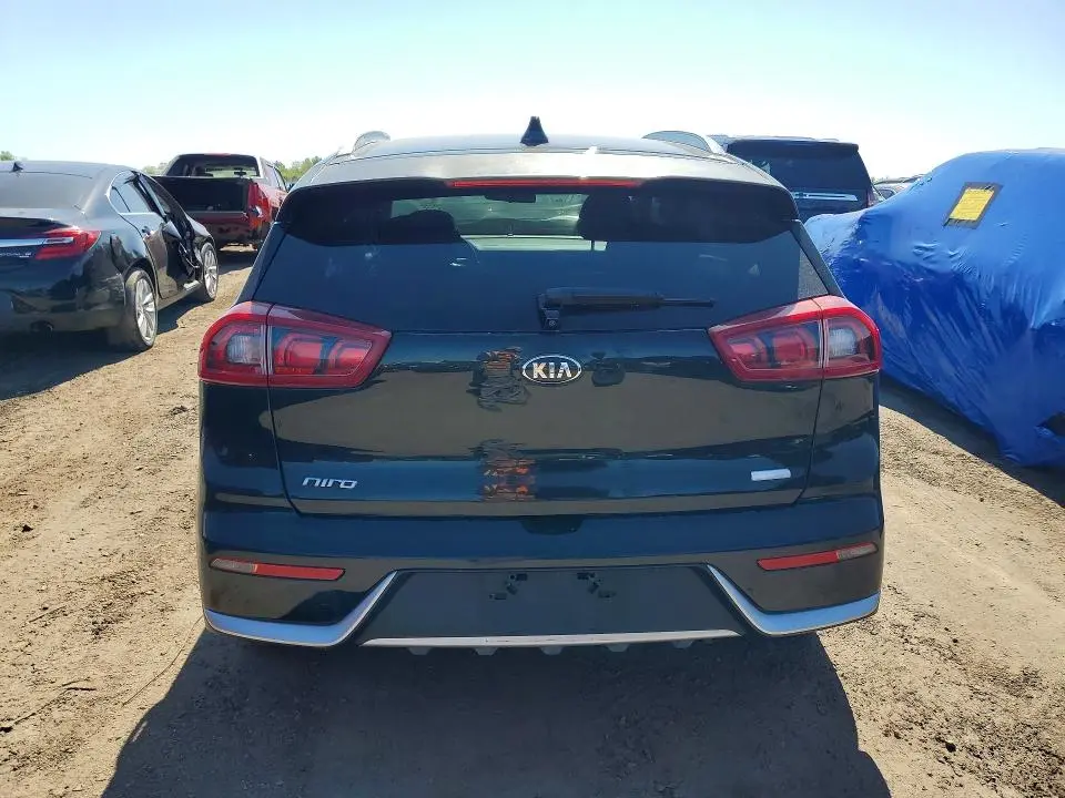 2017 KIA NIRO LX  