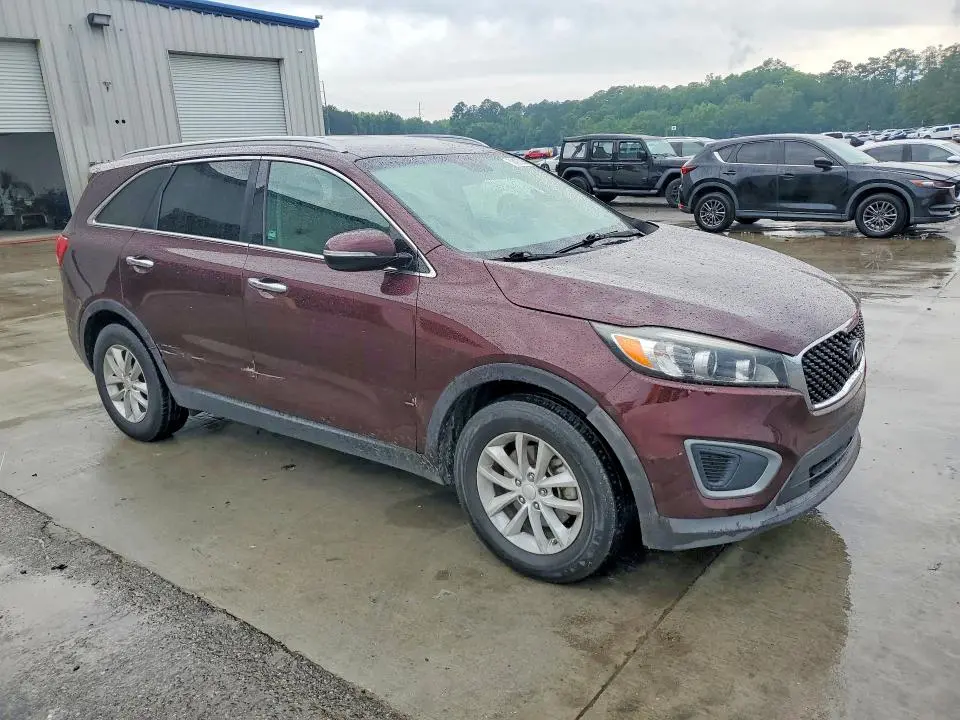 2016 KIA SORENTO LX  
