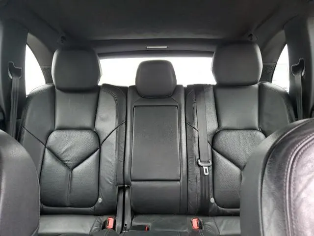 2012 PORSCHE CAYENNE