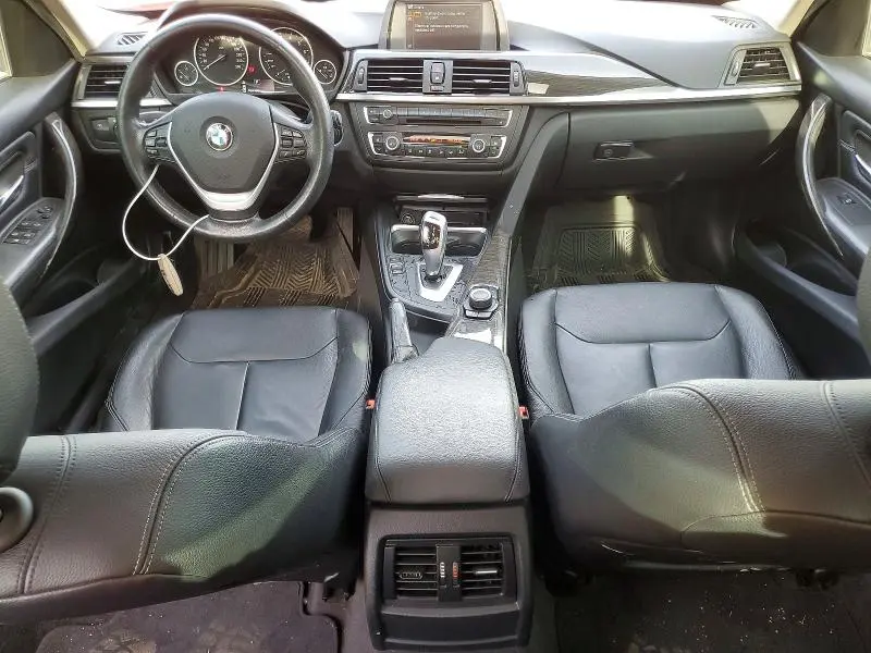 2013 BMW 320 I  