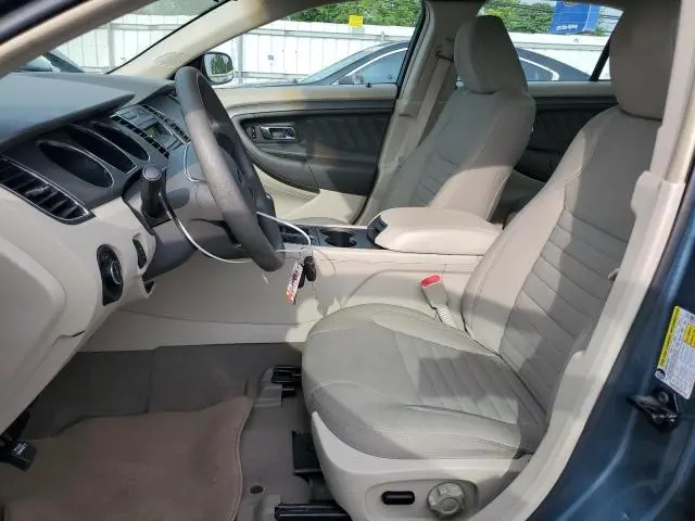 2010 FORD TAURUS SE  