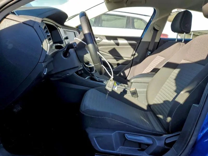 2022 VOLKSWAGEN JETTA   