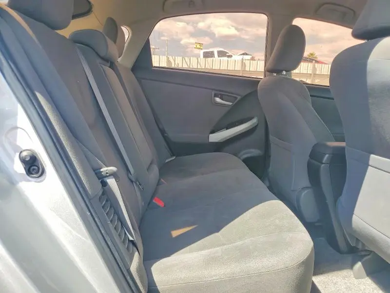 2013 TOYOTA PRIUS TWO  