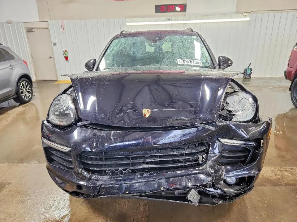 2018 PORSCHE CAYENNE   