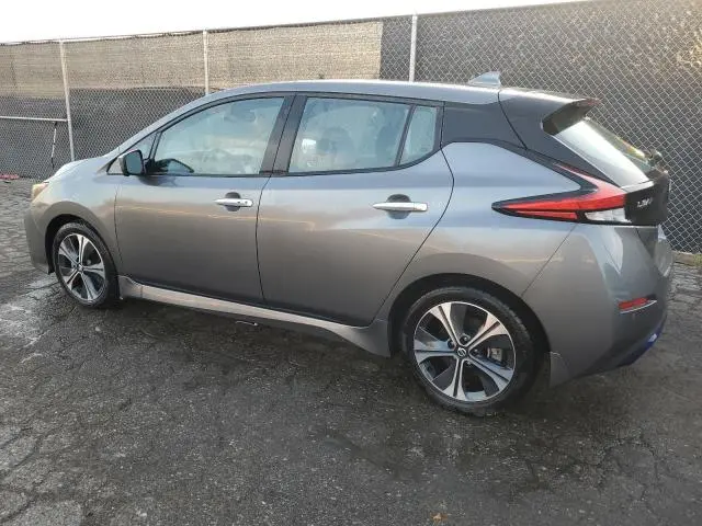 2022 NISSAN LEAF SV  