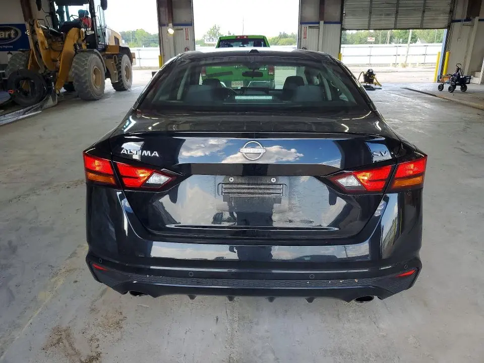 2024 NISSAN ALTIMA SV  