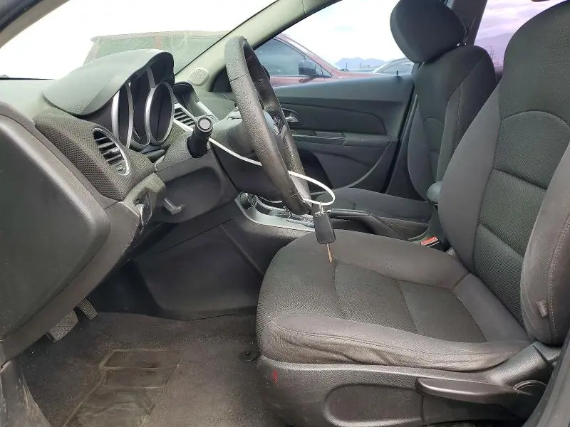 2013 CHEVROLET CRUZE LT  