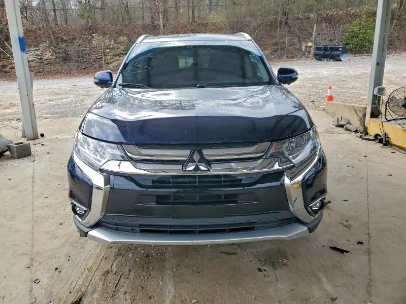 2018 MITSUBISHI OUTLANDER SE  