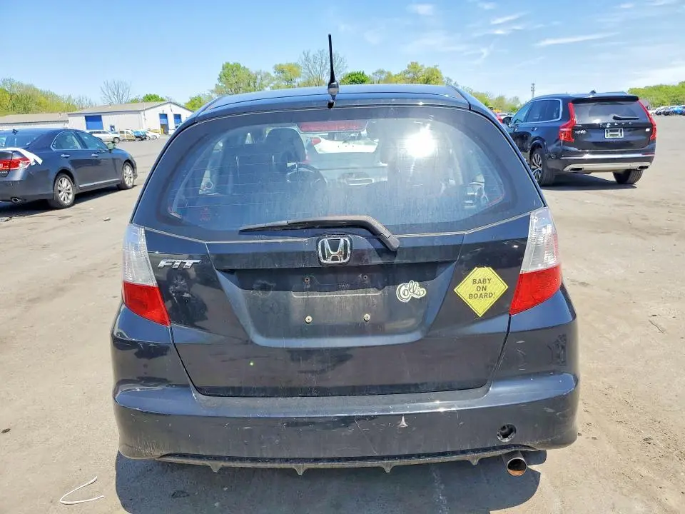 2013 HONDA FIT   