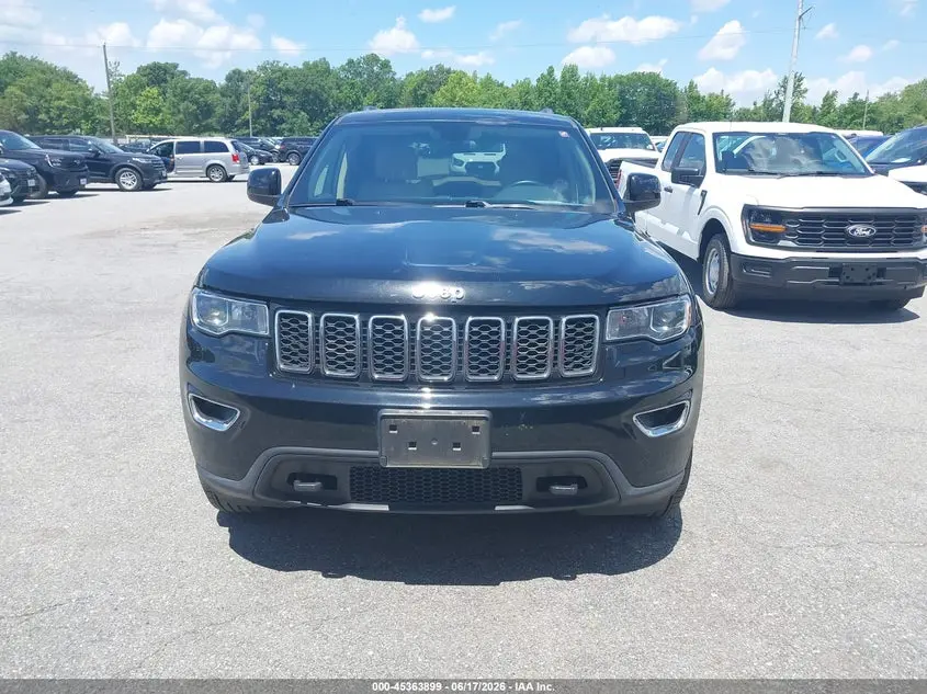 2019 JEEP GRAND CHEROKEE LAREDO E 4X4