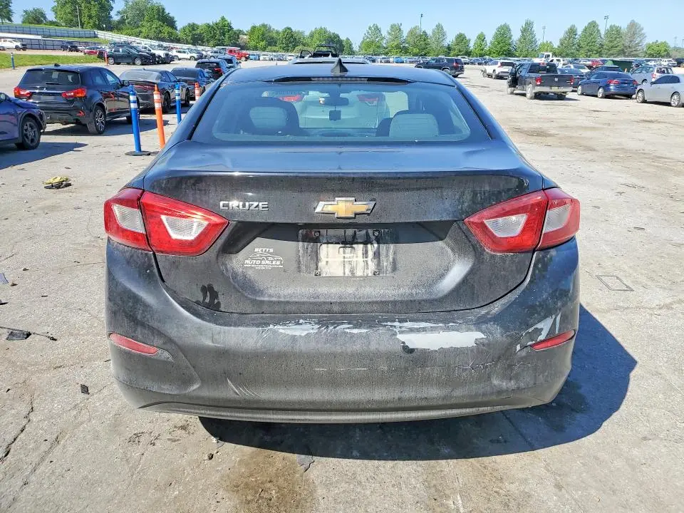 2018 CHEVROLET CRUZE LS  