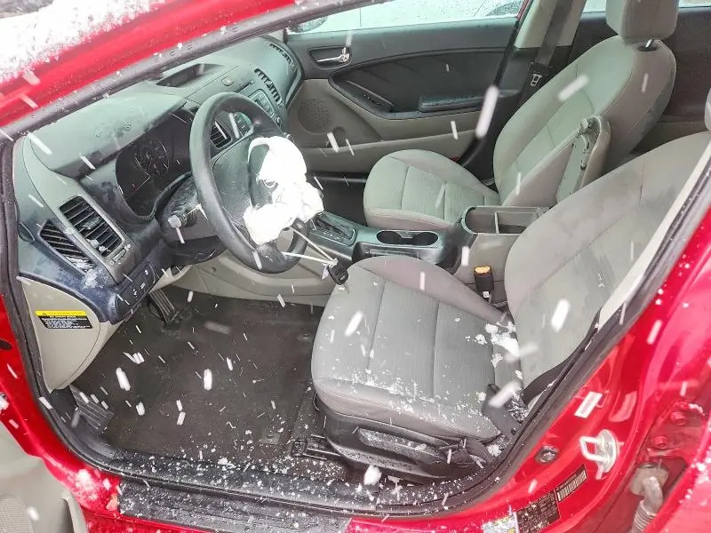 2015 KIA FORTE LX  