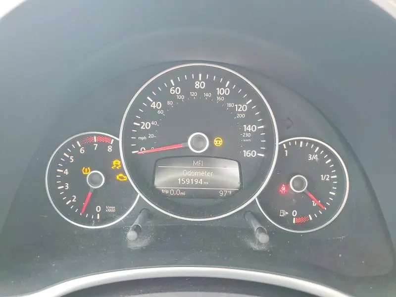 2012 VOLKSWAGEN BEETLE TURBO  