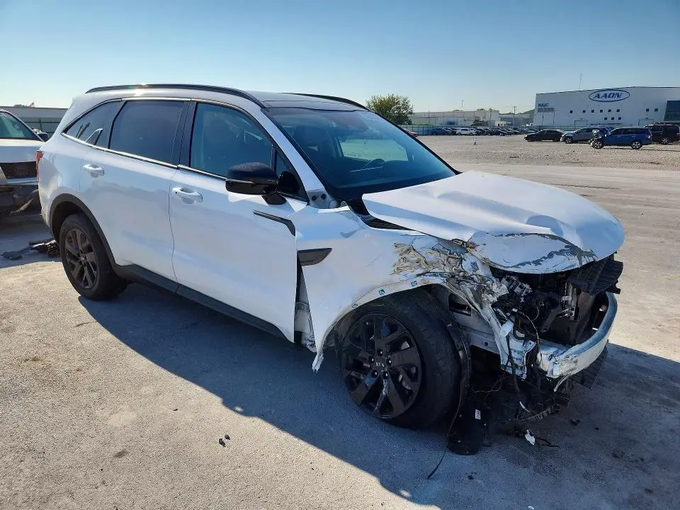 2021 KIA SORENTO S  