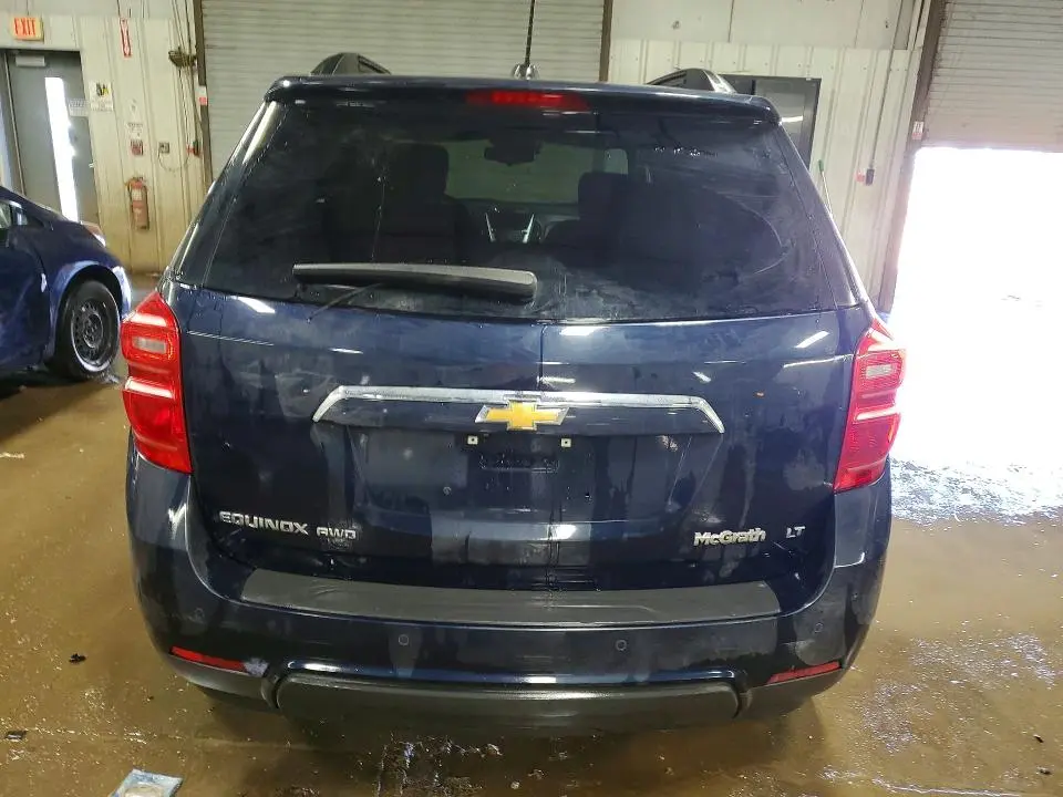 2017 CHEVROLET EQUINOX LT  