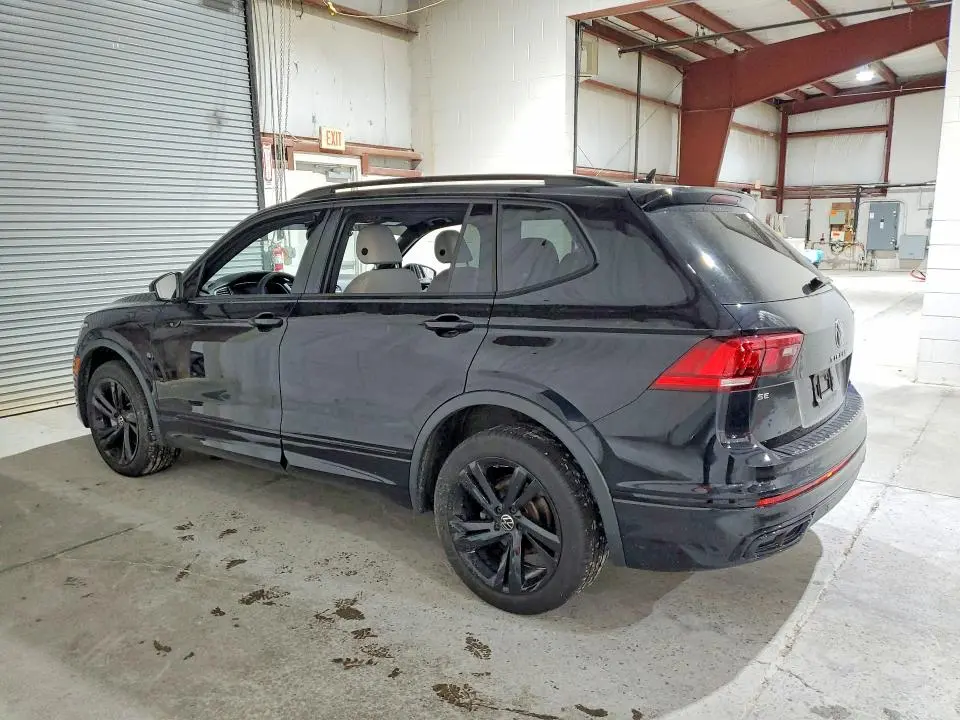 2024 VOLKSWAGEN TIGUAN SE R-LINE BLACK  