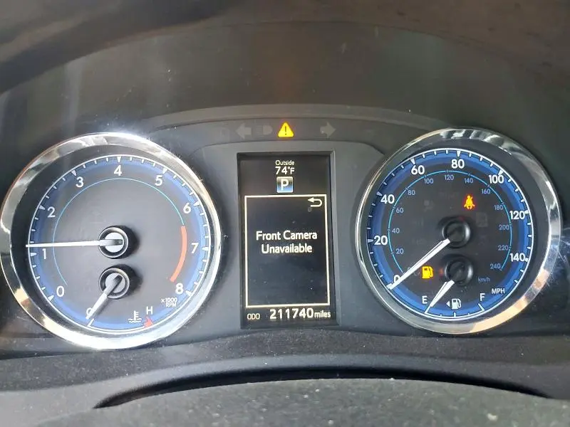 2017 TOYOTA COROLLA SE  