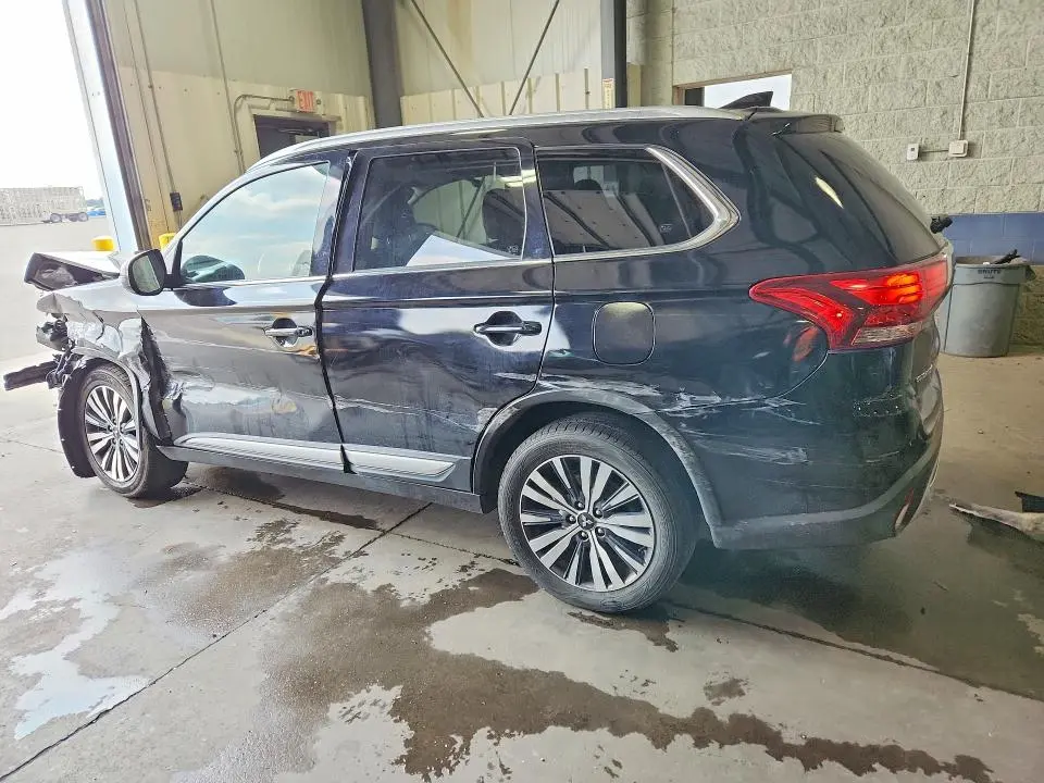 2020 MITSUBISHI OUTLANDER SE  