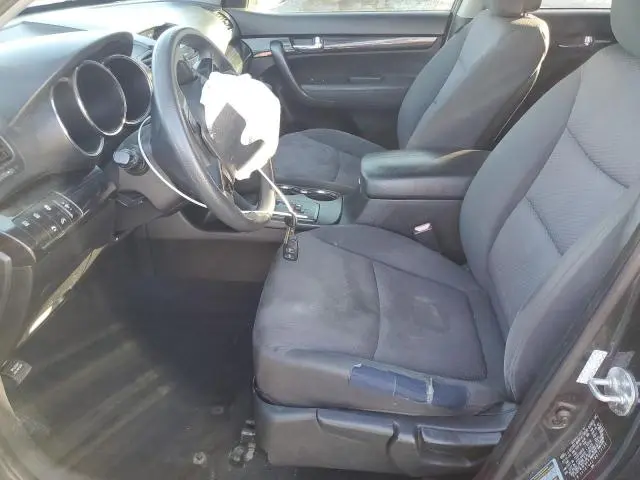 2011 KIA SORENTO BASE  