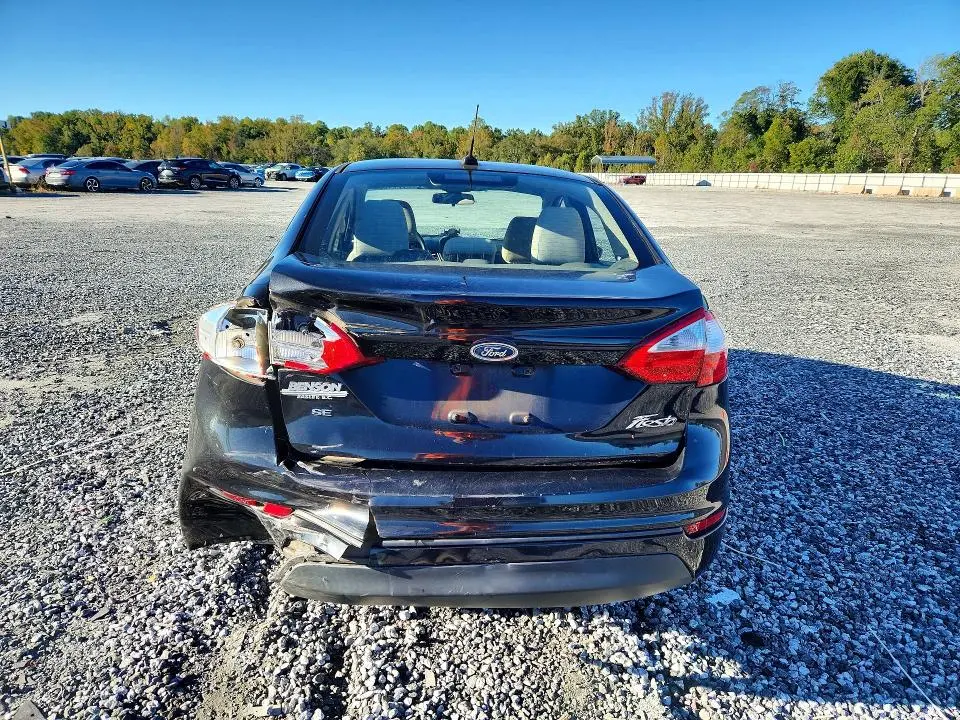 2014 FORD FIESTA SE  