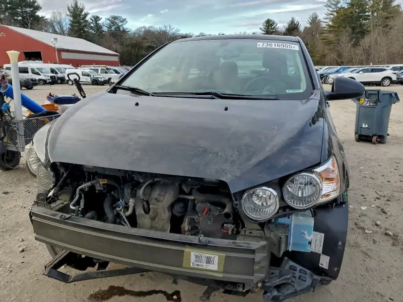 2016 CHEVROLET SONIC LT  