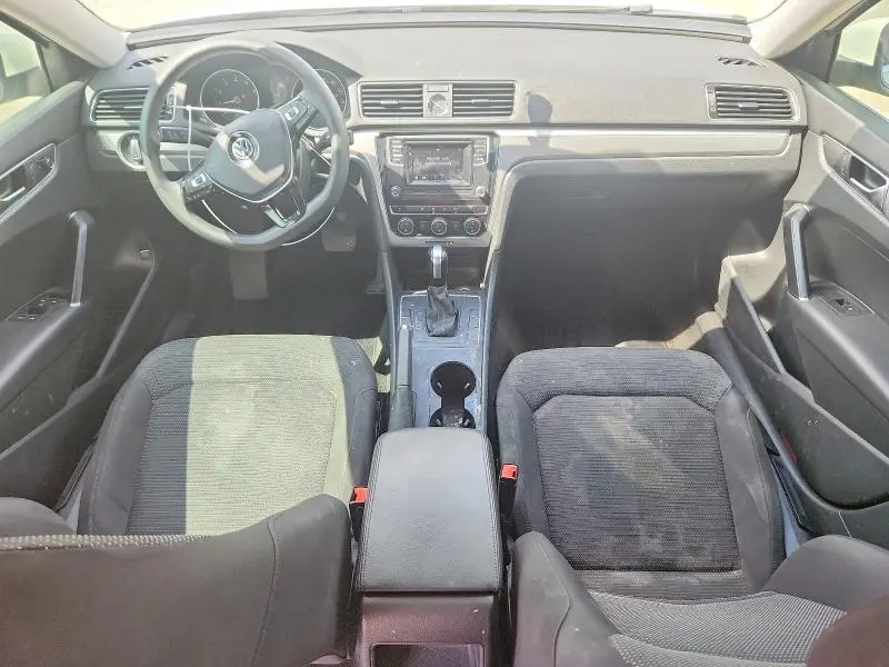 2016 VOLKSWAGEN PASSAT S  