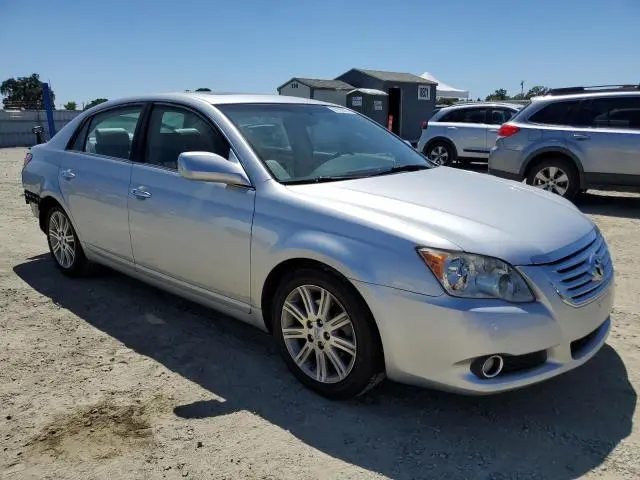 2010 TOYOTA AVALON XL