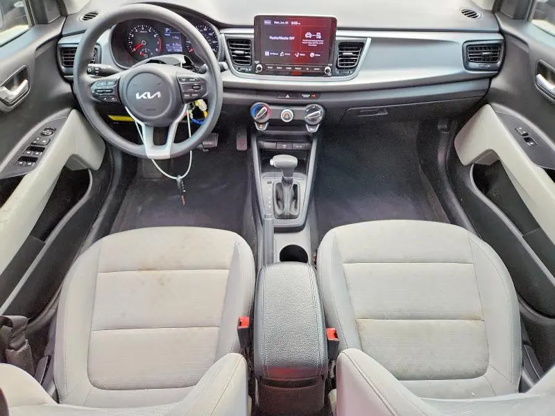 2022 KIA RIO S  