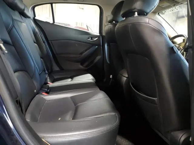 2017 MAZDA 3 TOURING  