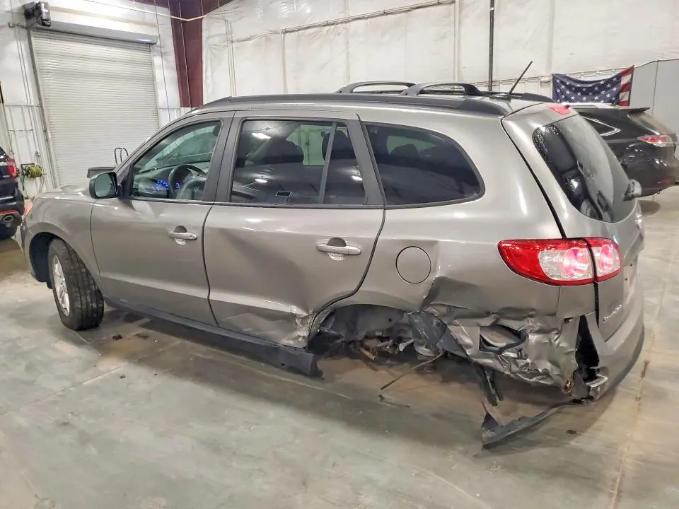 2012 HYUNDAI SANTA FE GLS  