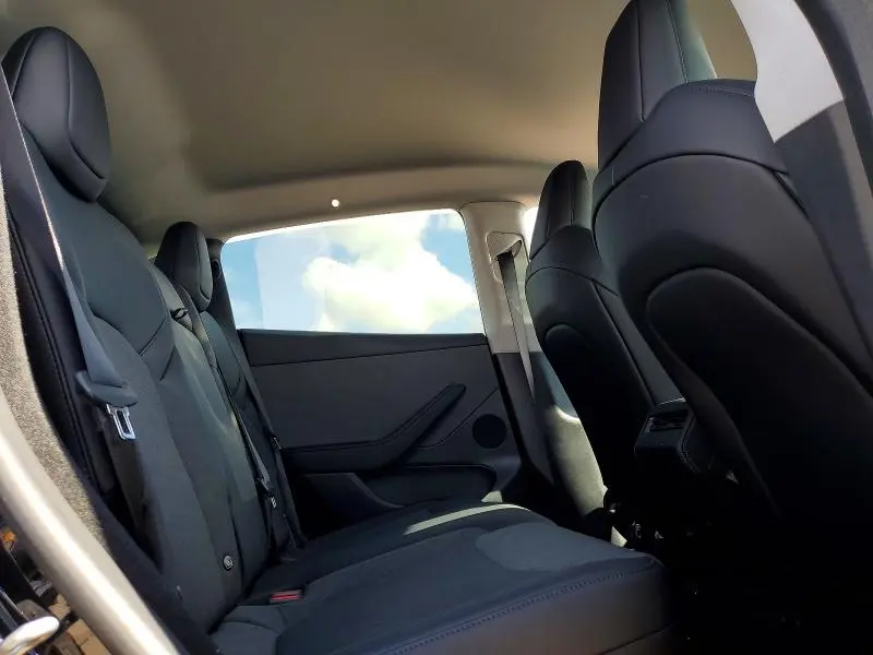 2026 TESLA MODEL Y   