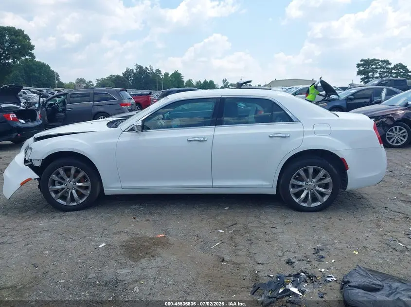 2019 CHRYSLER 300 LIMITED AWD