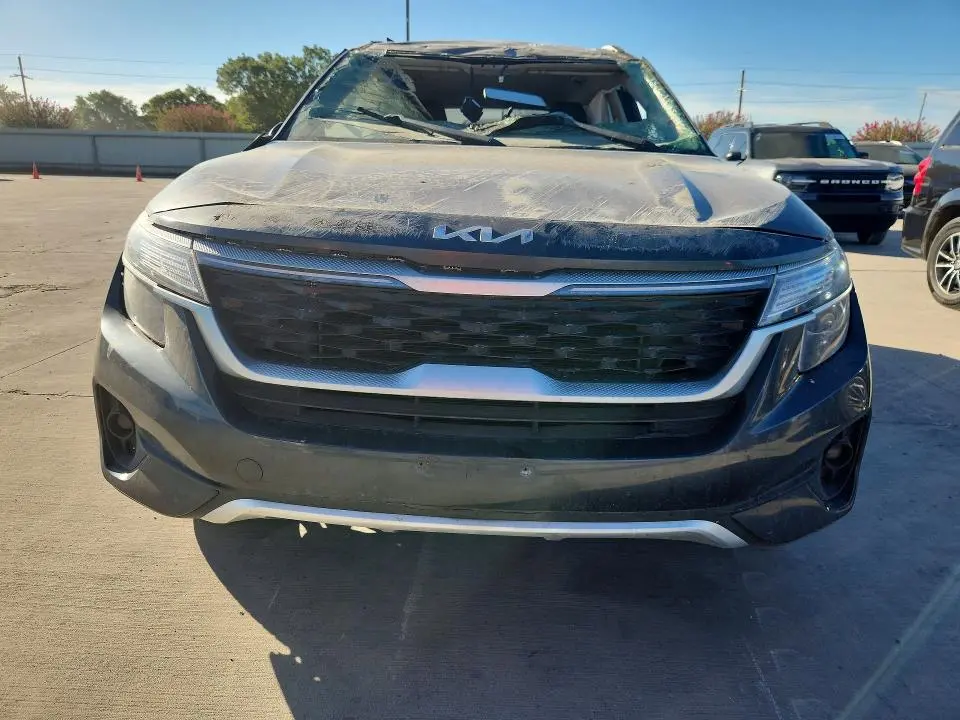 2022 KIA SELTOS S  