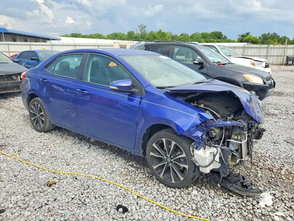 2018 TOYOTA COROLLA SE  